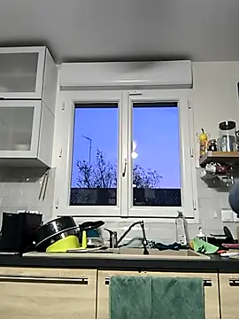 bogland33 online show from March 22, 6:33 pm