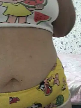 ahross online show from April 13, 9:04 am