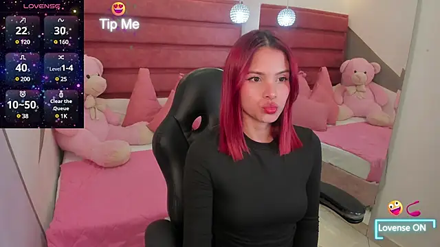 Snapshot of anna__duff chatting on December 21, 3:25 am anna duff online show from December 21, 3:25 am