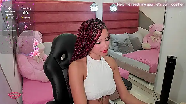 Snapshot of anna__duff chatting on January 10, 4:12 am anna duff online show from January 10, 4:12 am