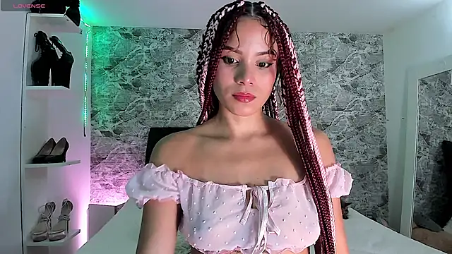 Snapshot of anna__duff chatting on February 7, 11:24 pm anna duff online show from February 7, 11:24 pm