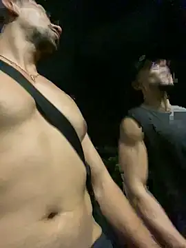 Snapshot of dantedesirexx chatting on February 1, 1:12 am dantedesirexx online show from February 1, 1:12 am