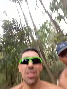 Snapshot of dantedesirexx chatting on February 2, 10:17 pm dantedesirexx online show from February 2, 10:17 pm