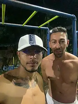 Snapshot of dantedesirexx chatting on February 23, 5:12 am dantedesirexx online show from February 23, 5:12 am