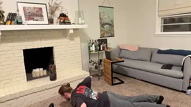 Snapshot of DaddydayDrinkzz chatting on December 29, 4:27 am DaddydayDrinkzz online show from December 29, 4:27 am