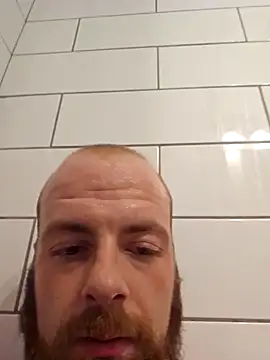 Snapshot of SirYummy18 chatting on January 16, 4:28 am SirYummy18 online show from January 16, 4:28 am