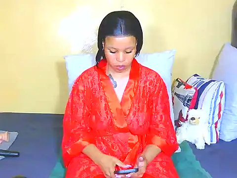 Snapshot of Down_to_earth_girl chatting on May 23, 12:16 am Down to earth girl online show from May 23, 12:16 am
