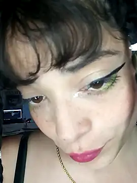 Snapshot of Elvishcassie_ chatting on January 10, 12:59 am Elvishcassie online show from January 10, 12:59 am