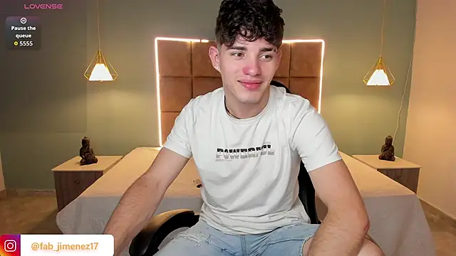 Snapshot of AlejooTwink chatting on June 23, 12:08 am AlejooTwink online show from June 23, 12:08 am