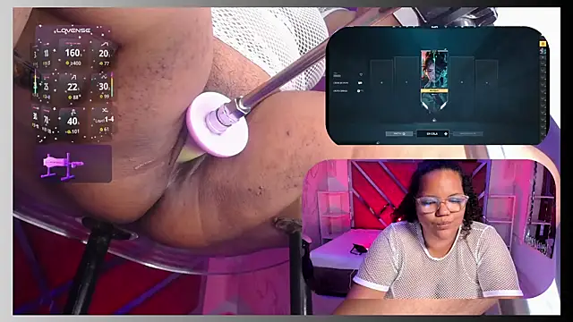 Snapshot of MhiaRey chatting on April 21, 12:44 pm MhiaRey online show from April 21, 12:44 pm