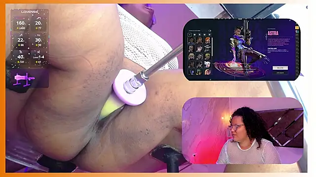 Snapshot of MhiaRey chatting on April 25, 12:52 pm MhiaRey online show from April 25, 12:52 pm