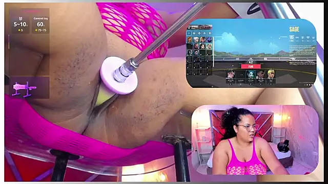 Snapshot of MhiaRey chatting on May 11, 1:06 pm MhiaRey online show from May 11, 1:06 pm