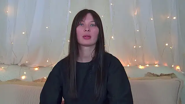 Snapshot of AlexandraBloom chatting on February 25, 6:17 pm AlexandraBloom online show from February 25, 6:17 pm