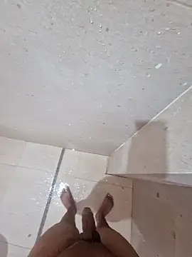 Snapshot of vivanpraj999 chatting on November 5, 4:23 am vivanpraj999 online show from November 5, 4:23 am