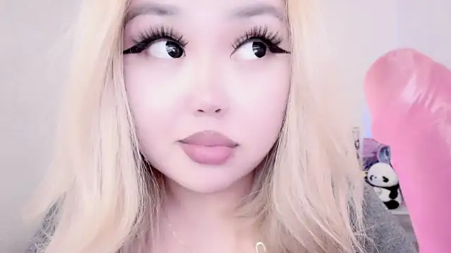 Snapshot of amelia_sunlight chatting on January 15, 3:22 am amelia sunlight online show from January 15, 3:22 am