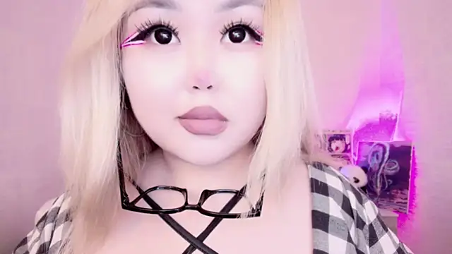 Snapshot of amelia_sunlight chatting on February 13, 12:35 am amelia sunlight online show from February 13, 12:35 am