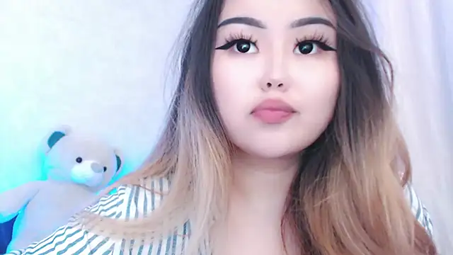 amelia sunlight online show from May 22, 2:55 pm