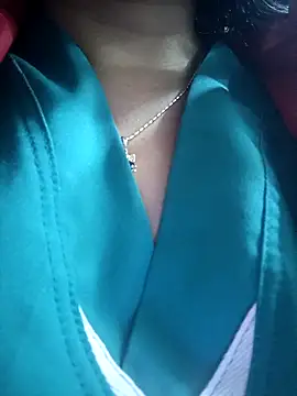 Megan jennerr online show from March 27, 3:01 pm