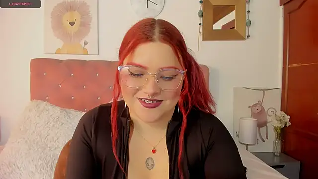 CelessteRedds online show from March 8, 2:30 pm