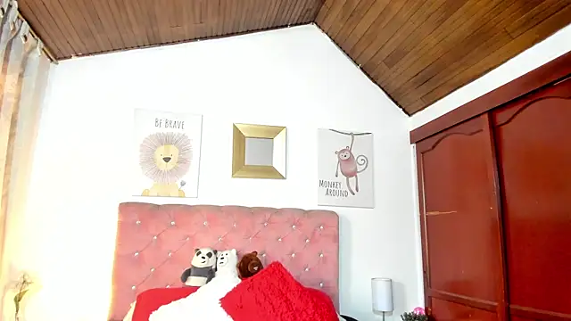 CelessteRedds online show from April 18, 11:36 am