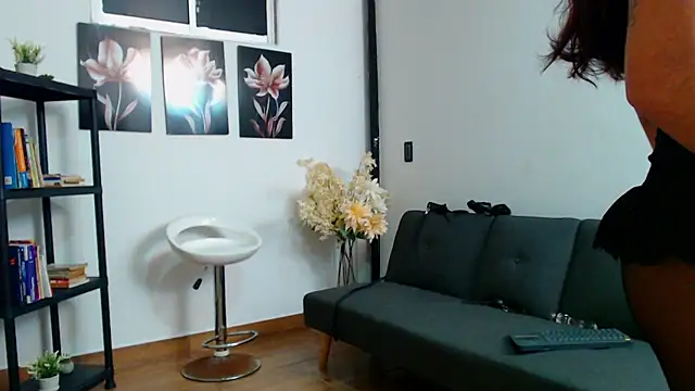 conni f00x online show from February 4, 7:42 pm