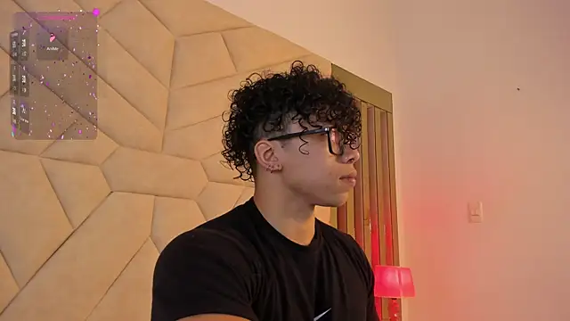 AkazaBoy  online show from November 6, 4:46 am