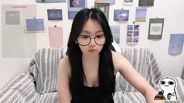 LiLiYbaby online show from May 28, 6:43 am