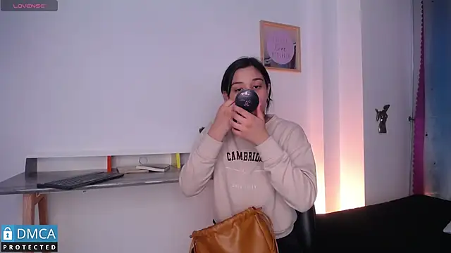 Snapshot of floriamANDjazmin chatting on February 12, 3:07 am floriamANDjazmin online show from February 12, 3:07 am