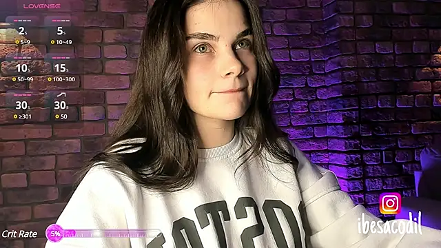 Snapshot of adriana_allien chatting on February 23, 11:04 pm adriana allien online show from February 23, 11:04 pm