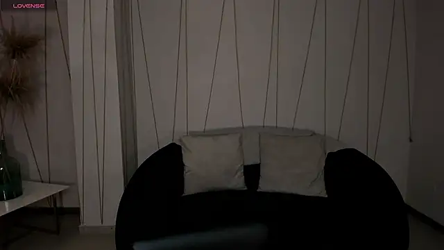 AllisonRogersX online show from June 28, 12:11 pm