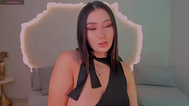 MaddisonLowe online show from July 12, 5:26 pm