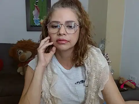  melisaa  online show from January 3, 7:50 pm