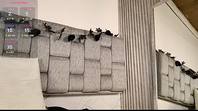 Snapshot of Mackenize chatting on February 28, 11:06 pm Mackenize online show from February 28, 11:06 pm