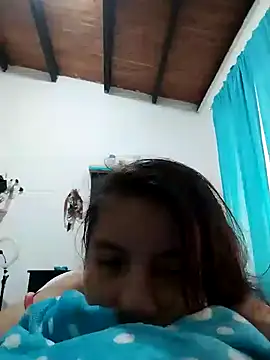 Snapshot of lisseth chatting on December 14, 7:36 pm lisseth online show from December 14, 7:36 pm