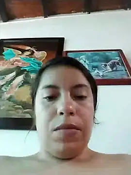 Snapshot of lisseth chatting on January 14, 2:22 pm lisseth online show from January 14, 2:22 pm