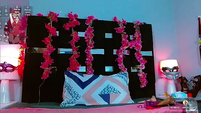 Snapshot of anto_love_ chatting on December 4, 7:23 pm anto love online show from December 4, 7:23 pm