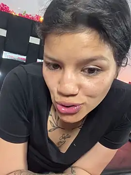 Snapshot of anto_love_ chatting on December 19, 6:23 pm anto love online show from December 19, 6:23 pm