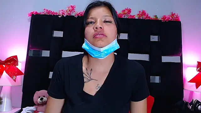 Snapshot of anto_love_ chatting on January 20, 12:25 am anto love online show from January 20, 12:25 am