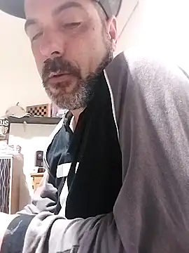 Snapshot of affascino chatting on December 23, 8:01 am affascino online show from December 23, 8:01 am