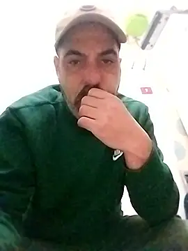 Snapshot of affascino chatting on January 9, 11:24 am affascino online show from January 9, 11:24 am