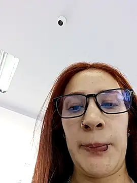 SAMANTHA-16  online show from March 6, 4:49 pm