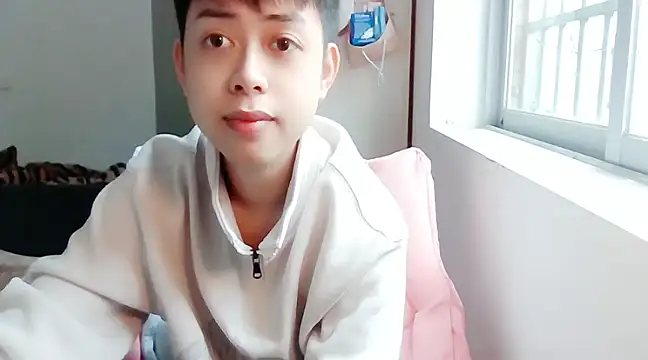 Snapshot of FFFFZ189 chatting on December 12, 5:10 am FFFFZ189 online show from December 12, 5:10 am