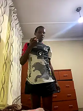 Snapshot of skyfall200 chatting on October 9, 9:02 pm skyfall200 online show from October 9, 9:02 pm