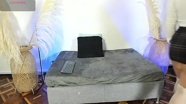 emma sexxy online show from September 26, 11:14 am