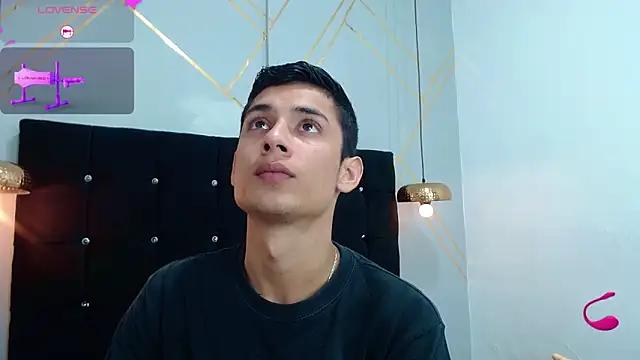 Oliver king sex online show from February 6, 6:46 pm
