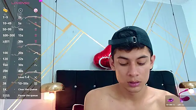 Oliver king sex online show from March 4, 11:32 pm