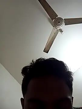 Snapshot of Raju4173 chatting on February 8, 12:39 pm Raju4173 online show from February 8, 12:39 pm