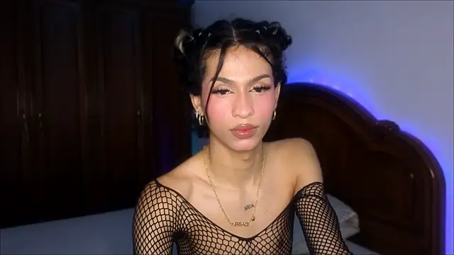 Snapshot of Abby_bella09 chatting on February 18, 11:44 am Abby bella09 online show from February 18, 11:44 am