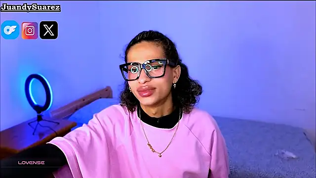 Abby bella09 online show from January 9, 6:10 pm