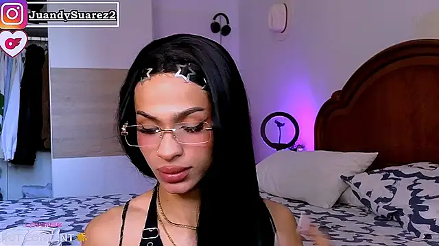 Abby bella09 online show from May 23, 5:34 am